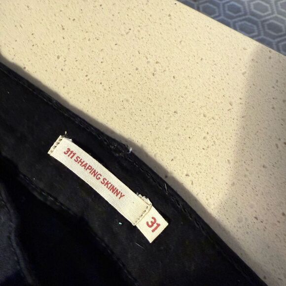 Levi’s 311 Shaping Skinny - Picture 2 of 4